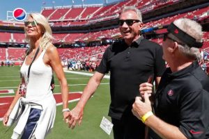 Cass Castillo – Meet Former QB Joe Montana’s Second Wife