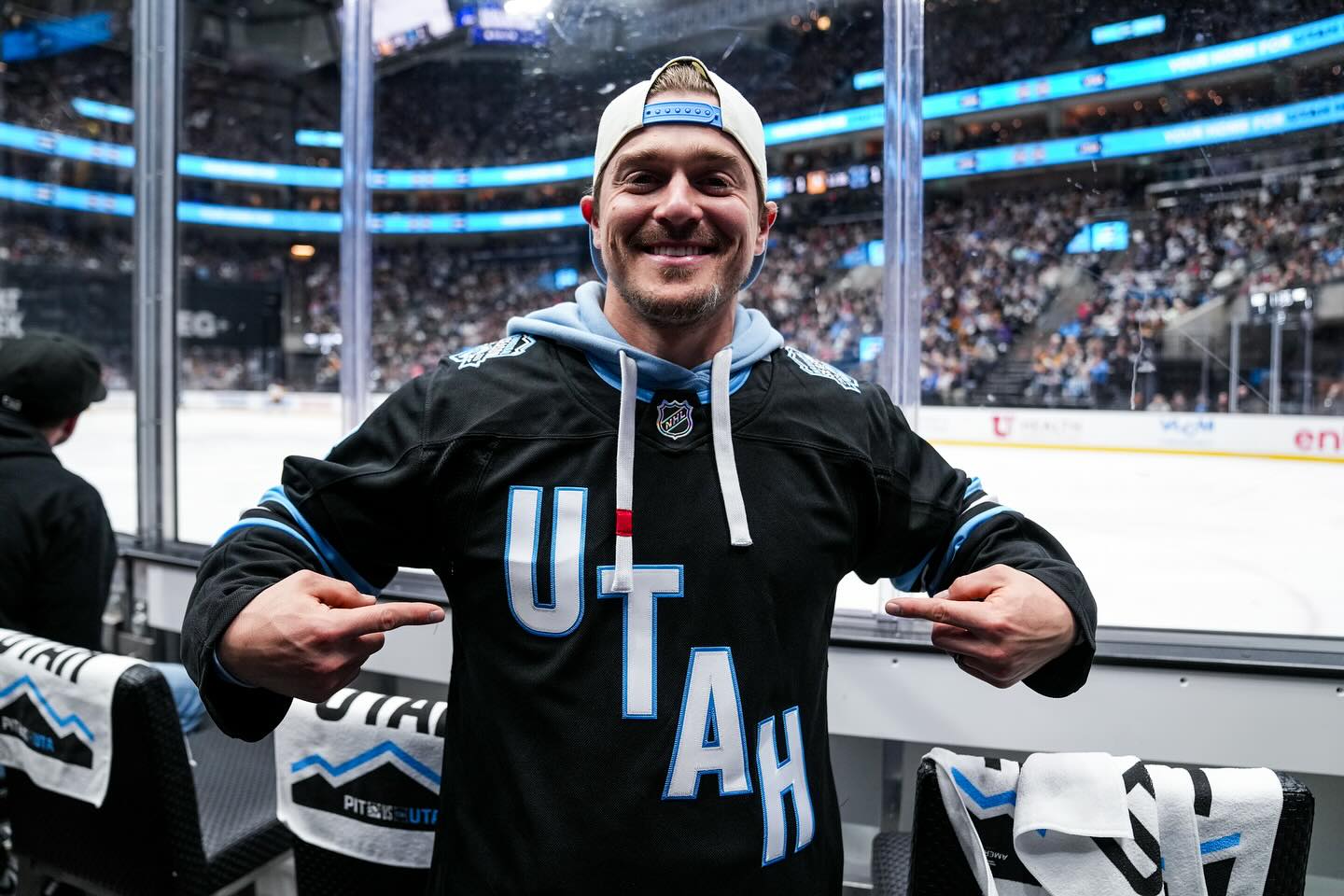 Kike Hernandez Net Worth 2025