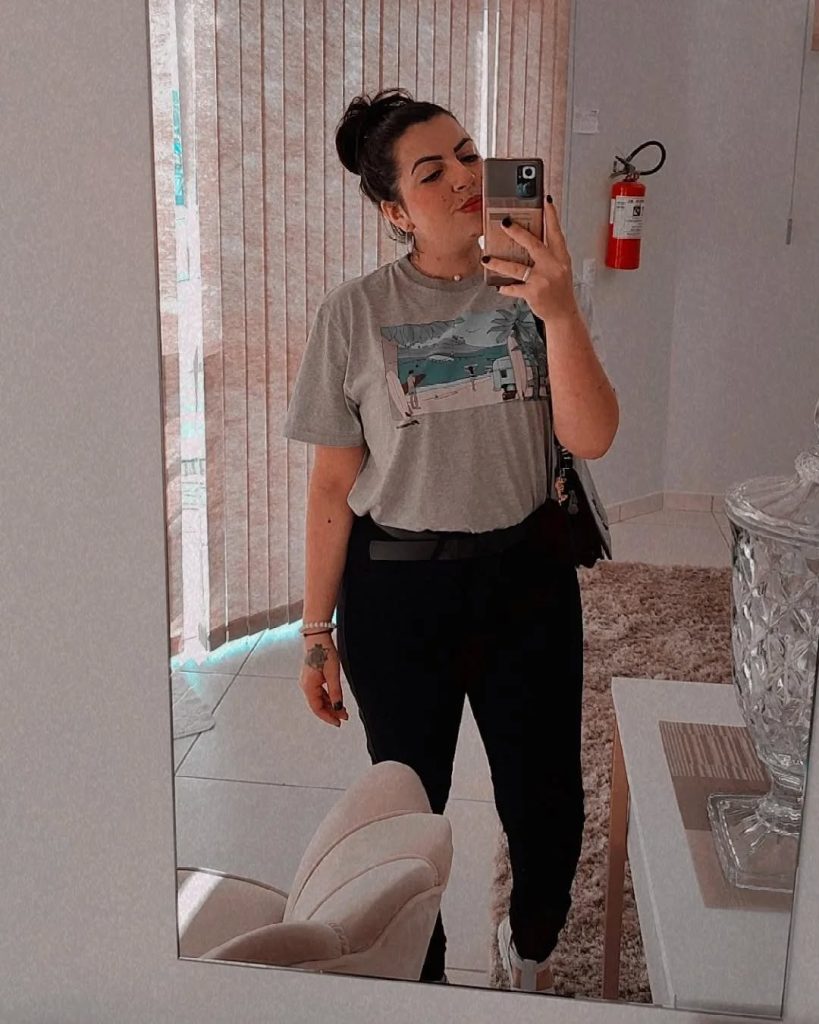 Jessica Ditzel Height: How Tall Is Joe Rogan's Wife?