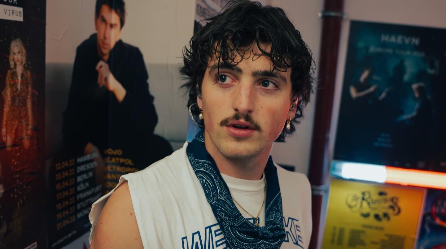 Benson Boone Net Worth: Income, Career & Lifestyle 2025