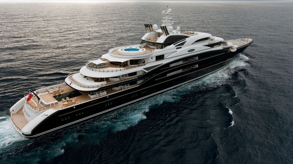 Yacht of Bill Gates: Discover His Luxurious Sea Escape