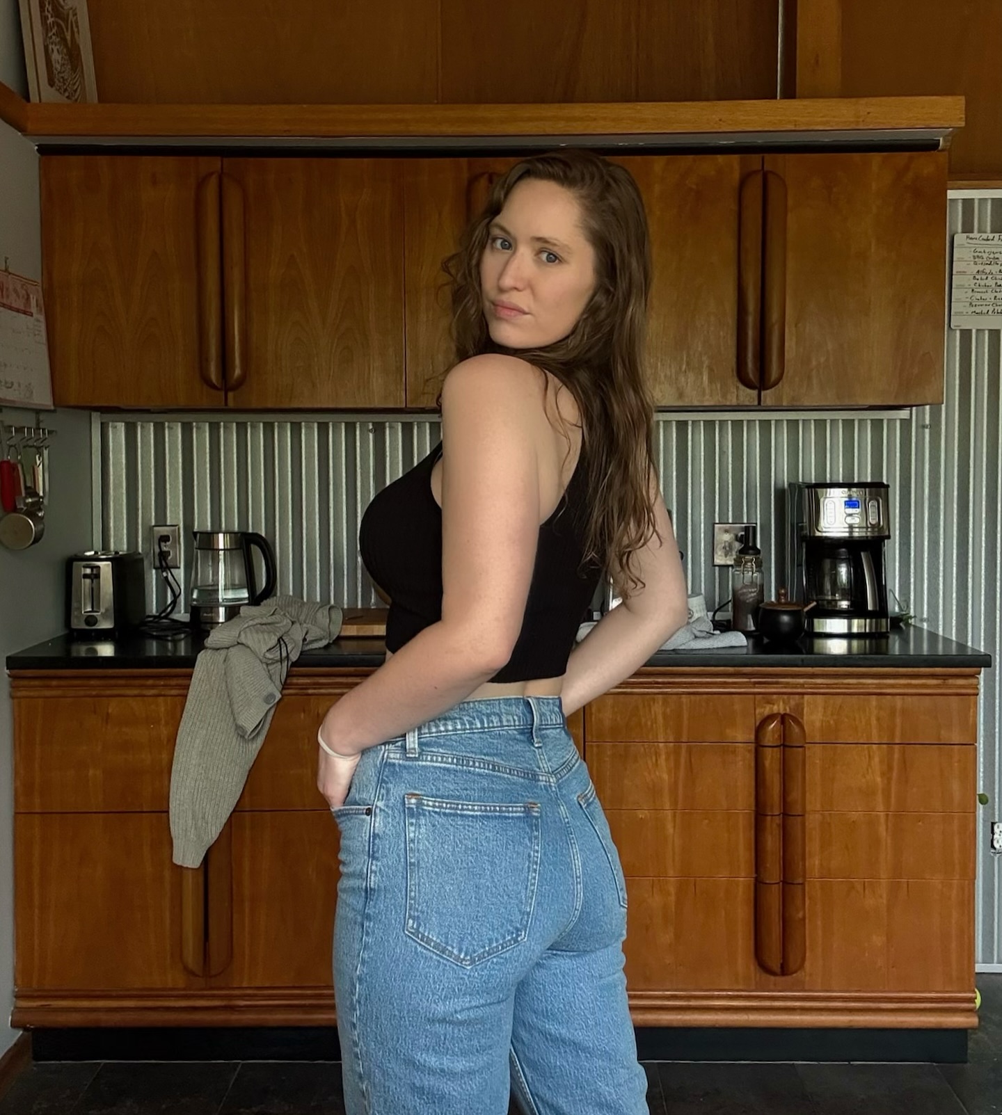 Eatpraydong Net Worth