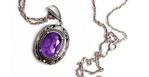 What Does Purple Mean on a Mood Necklace