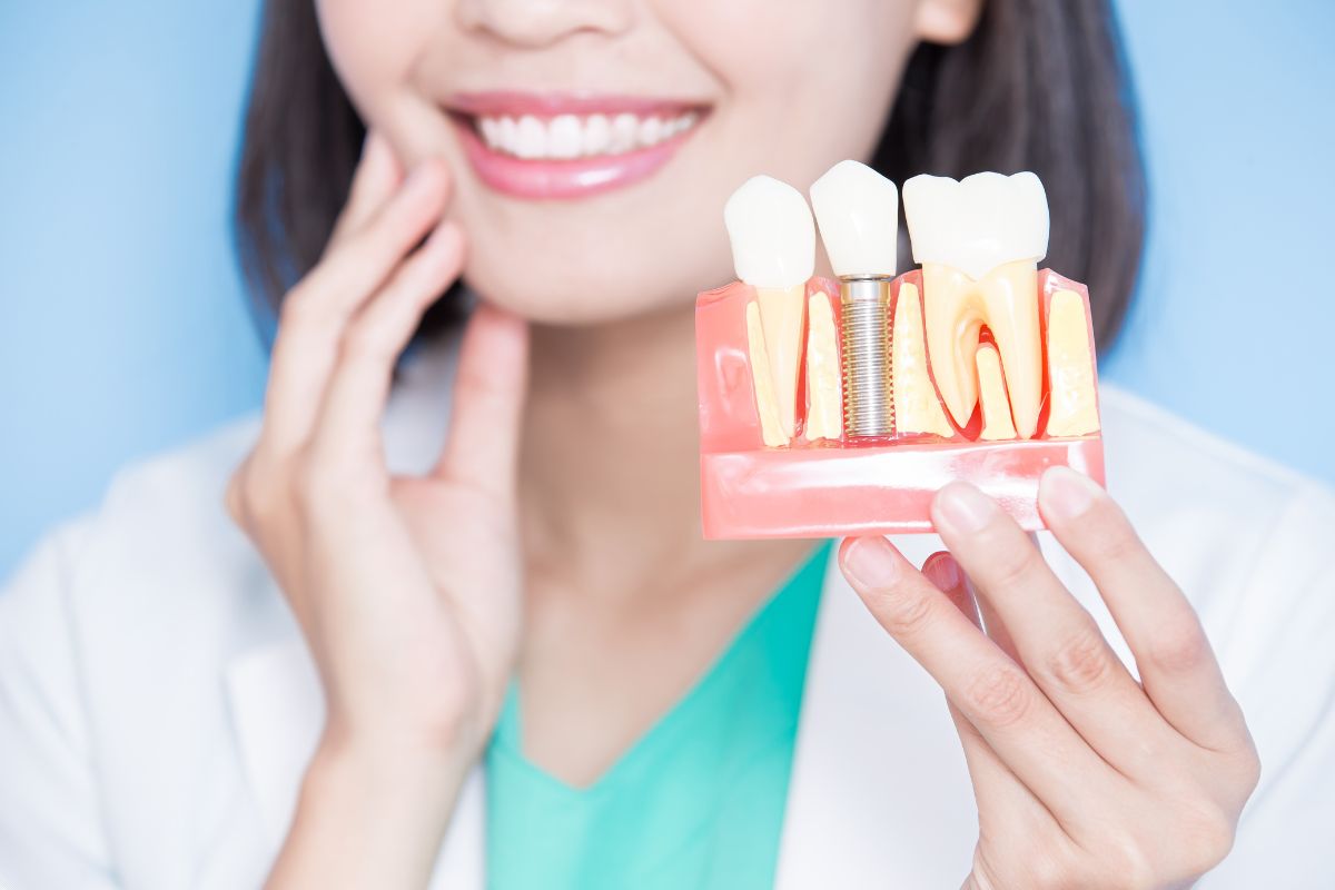 What Factors Affect the Longevity of Dental Implants in Houston’s Lifestyle