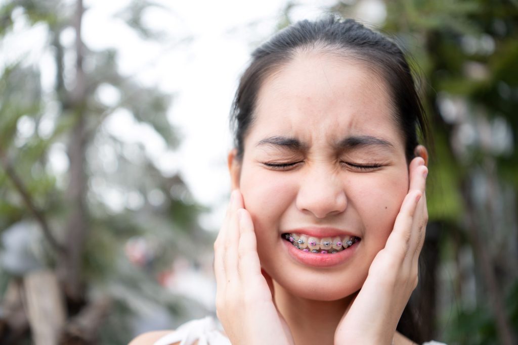 Why Do My Teeth Hurt When I'm Sick? Causes & Fixes 2026