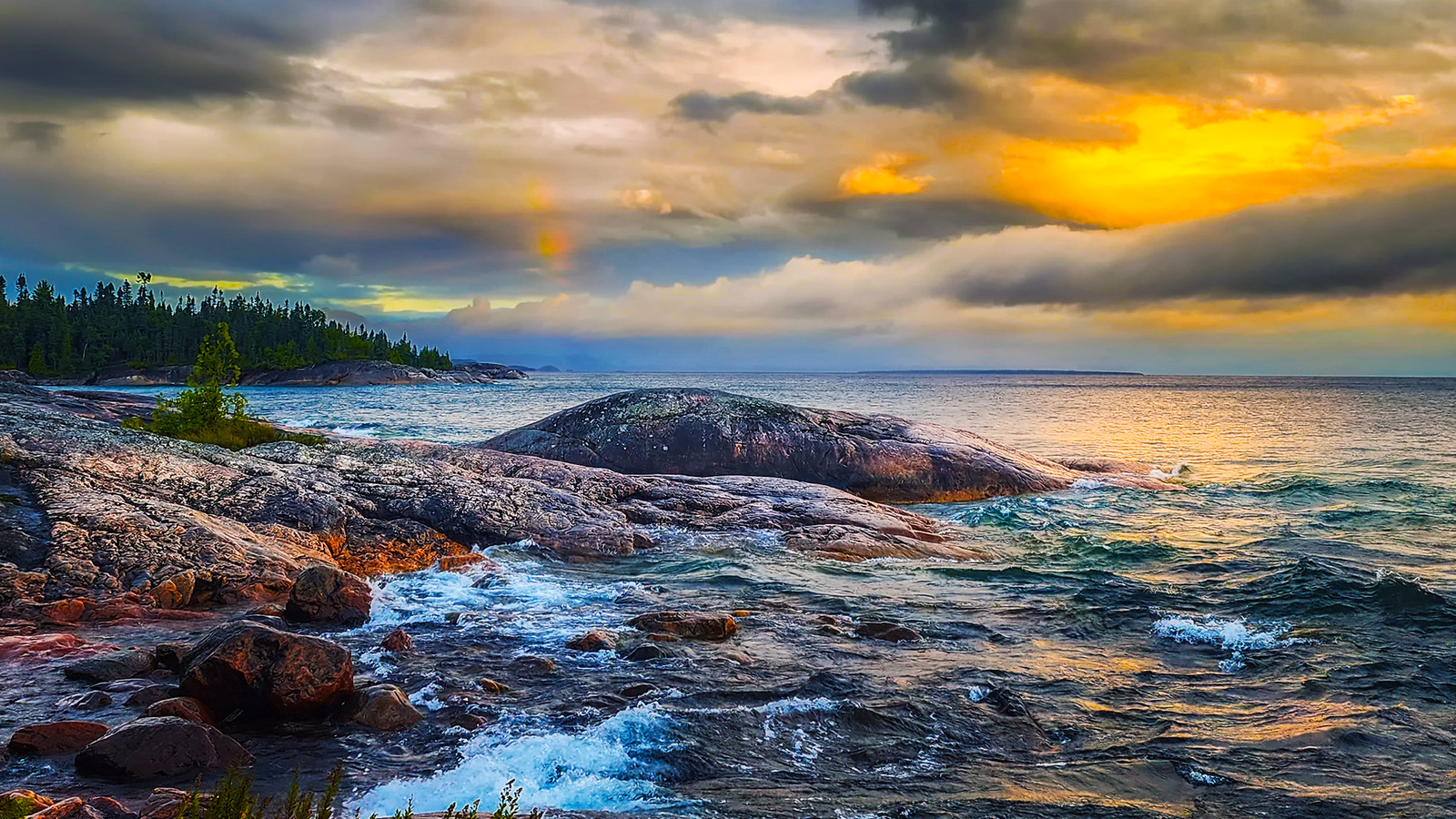 Why Is Lake Superior So Dangerous? Cold Water, Storms & Shipwrecks Explained 2026