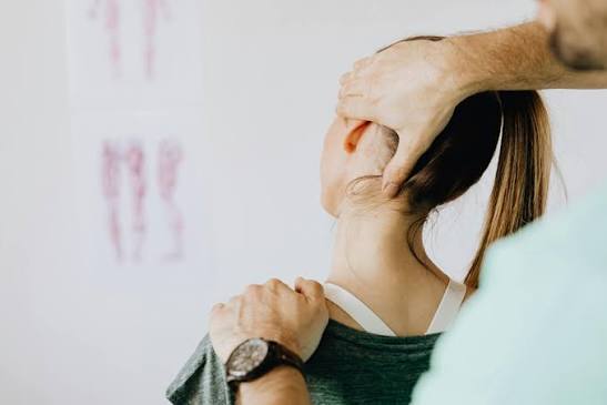 Why Does the Left Side of My Neck Hurt? Here's Why 2026