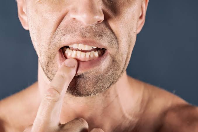 Why Do My Bottom Teeth Hurt? Causes & Relief 2026